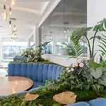 Hotel Mirage