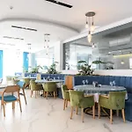 Hotel Mirage 4*