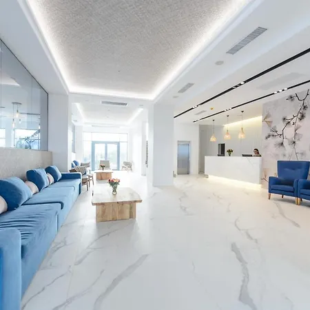 Hotell Mirage 4*