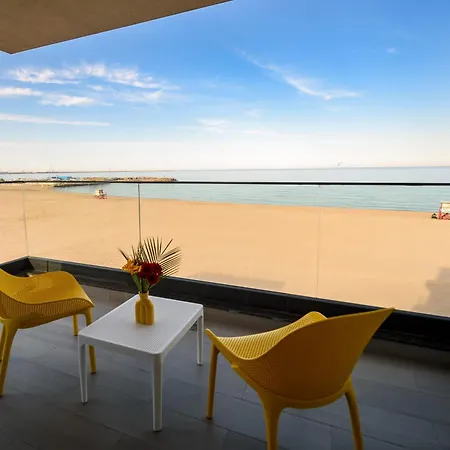 Mirage Hotell 4*