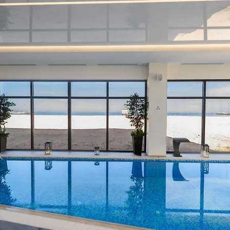 Mirage Hotell