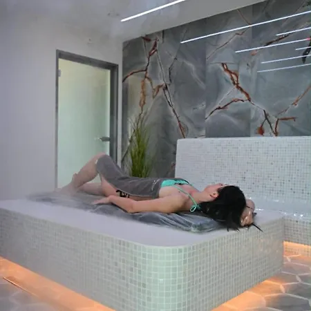 Mirage Hotell